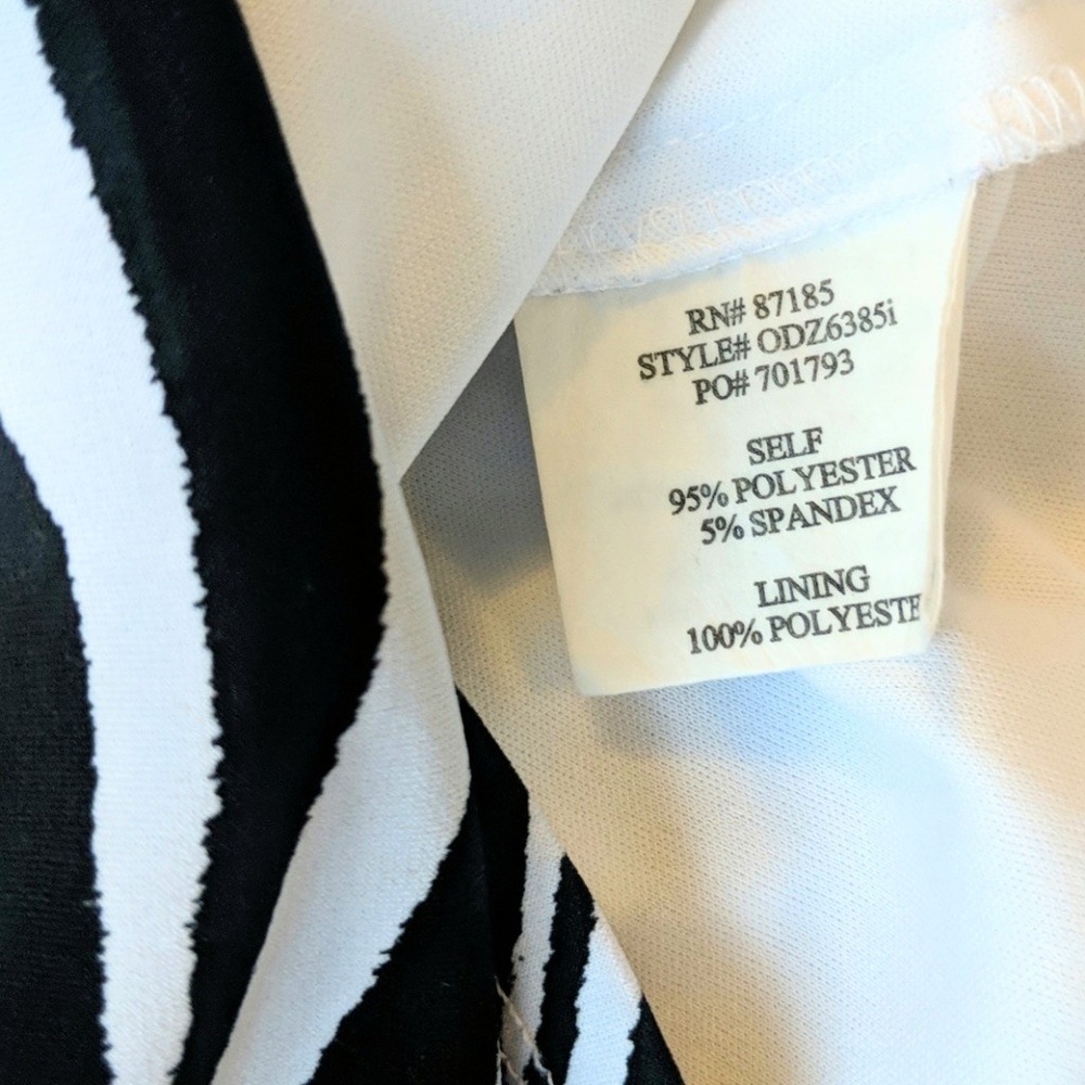 Ruby Rox Zebra Print One-Off Shoulder Top Sz L - image 6